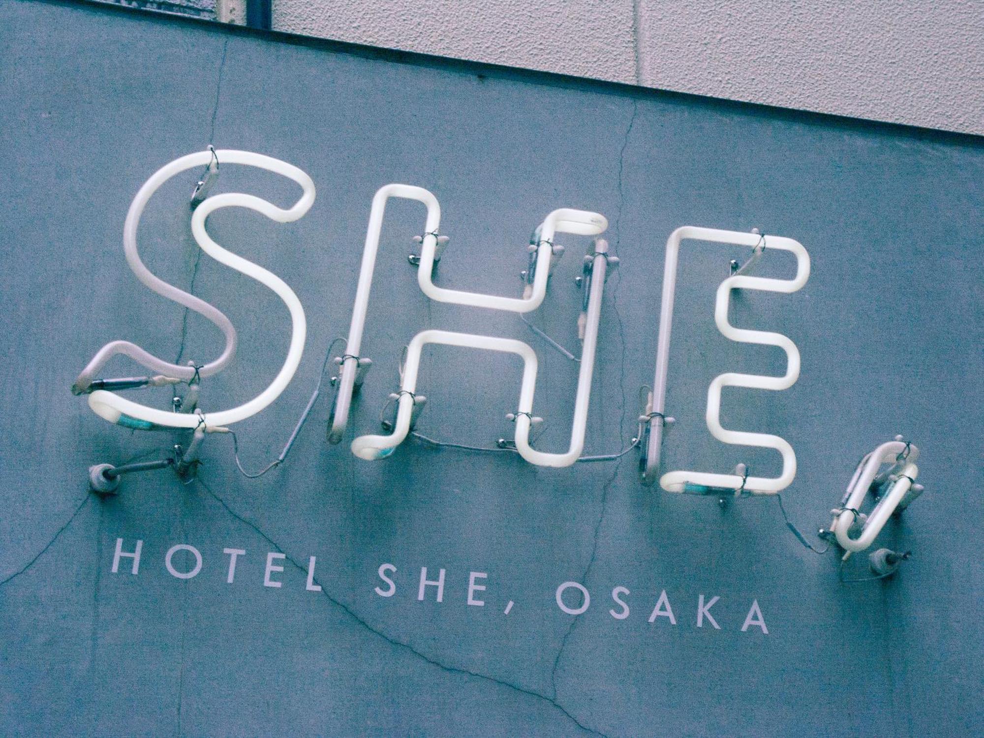 Hotel She, Ōsaka